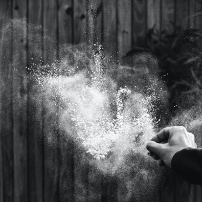 Do you use talcum powder with real nappies