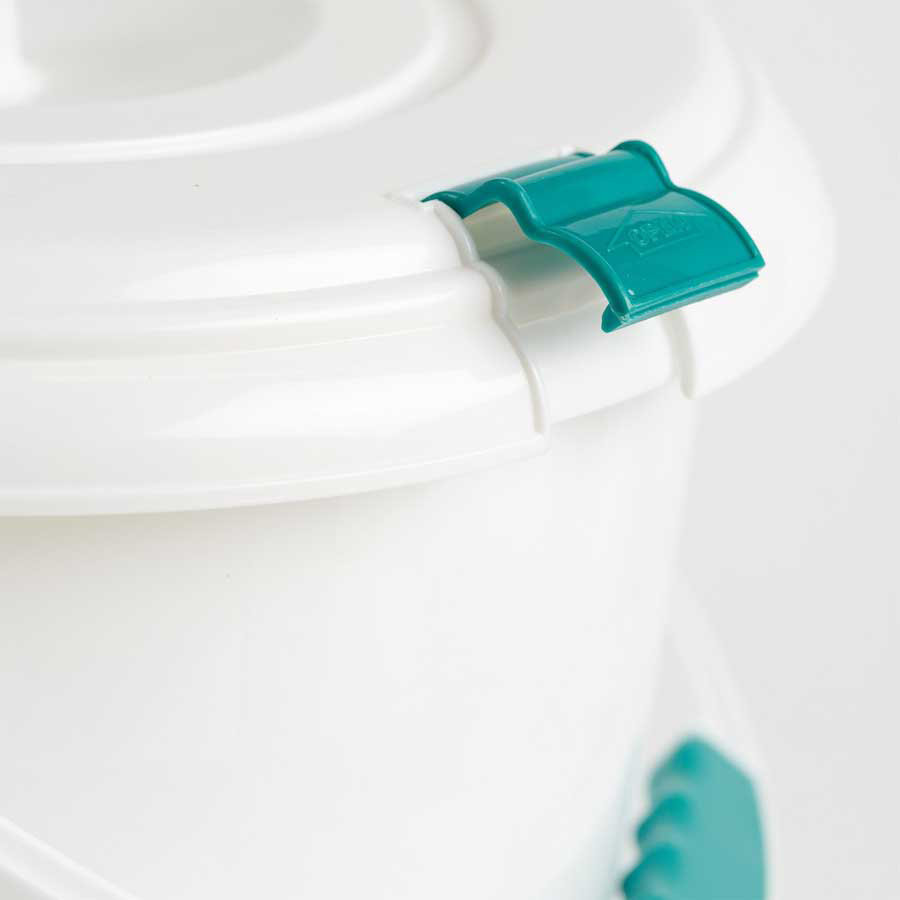 Tots Bots Lockable Nappy Bucket